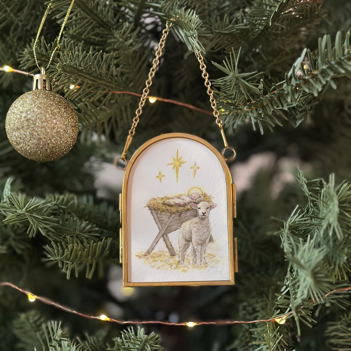 Frame Arch Ornament - For Unto Us a Child is Born