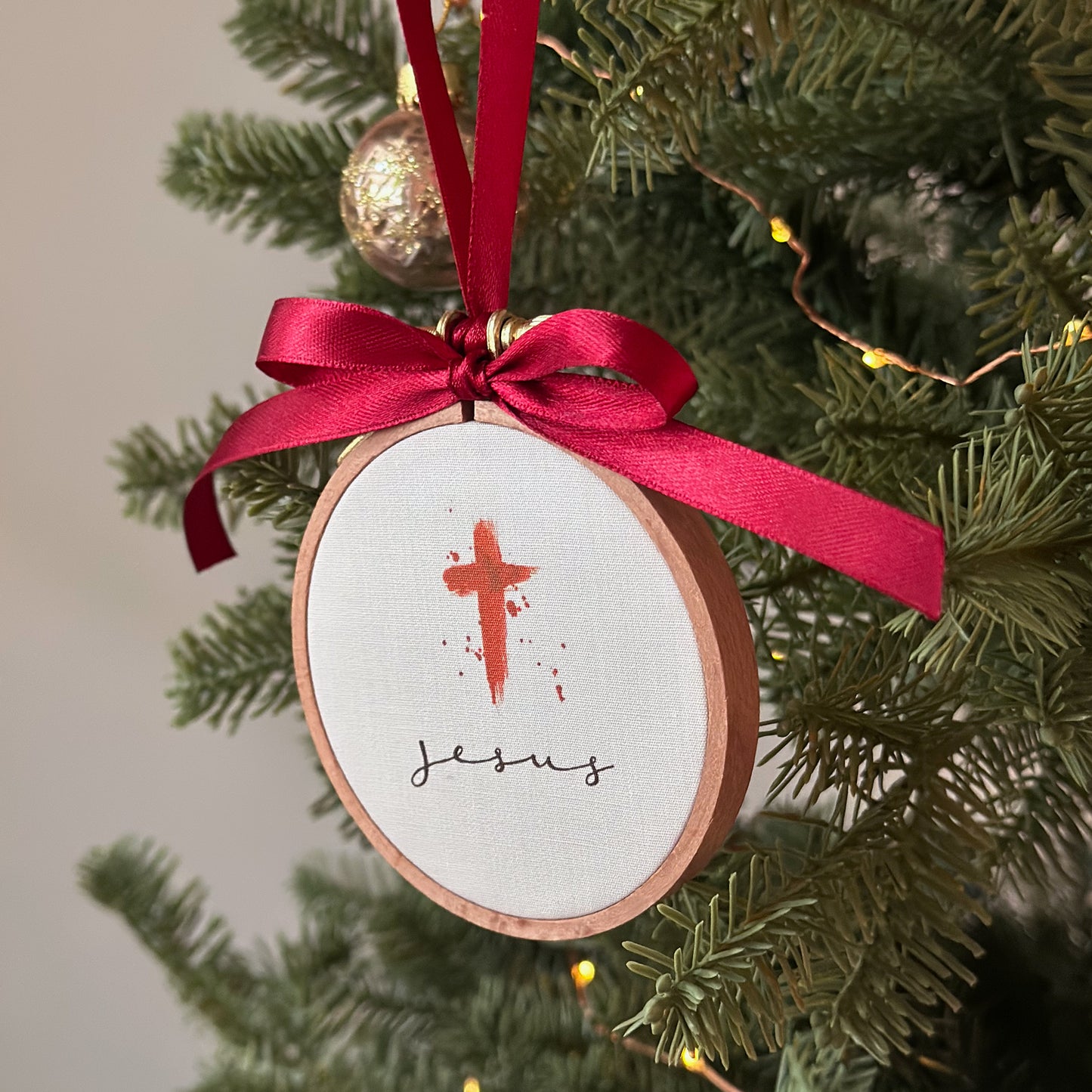 Tiny Verses™ Ornament - Jesus & the Cross