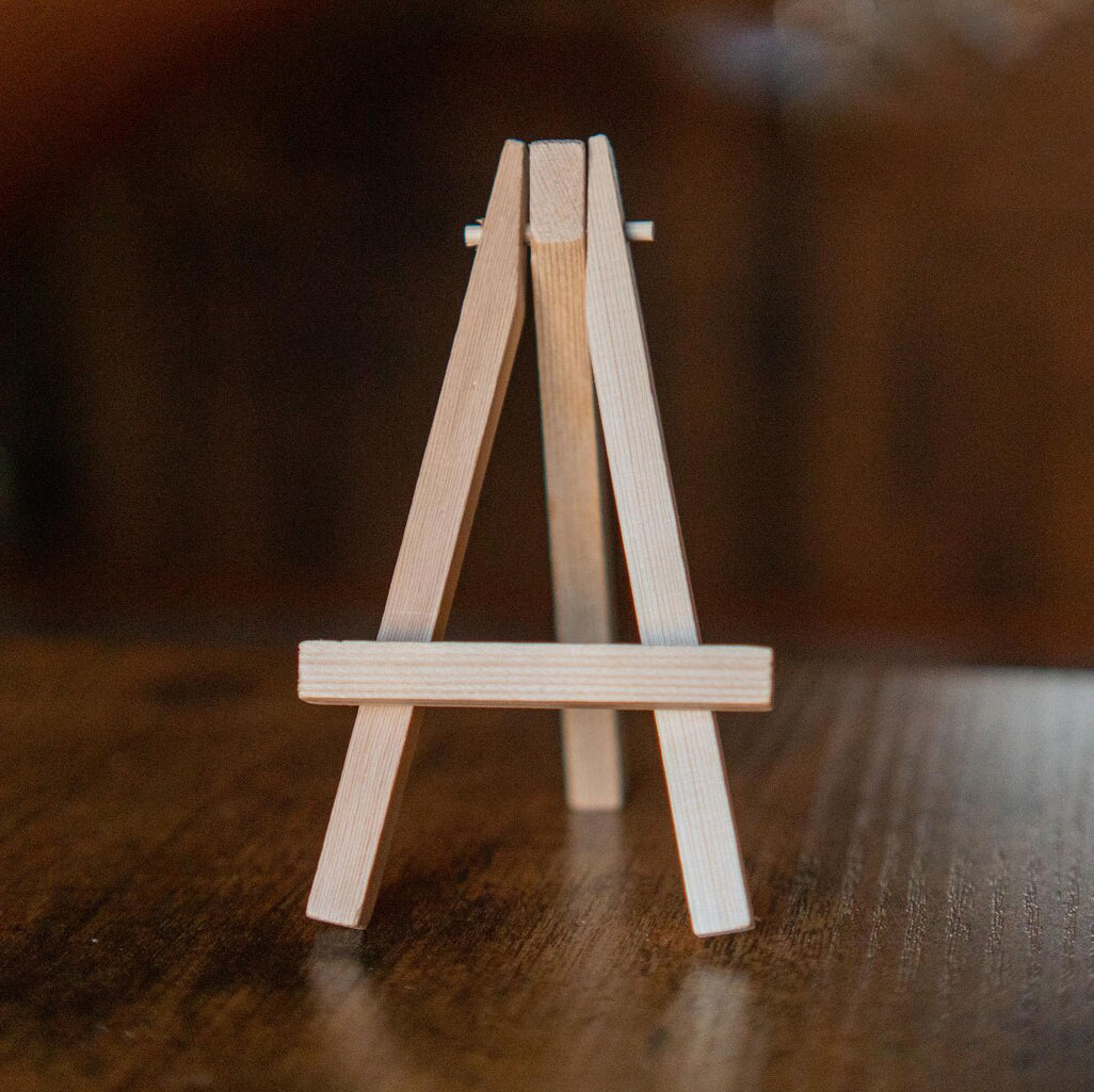 Mini Wooden Easel (Natural)